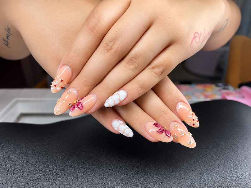Glam Nail Lash & Wax Studio - 2