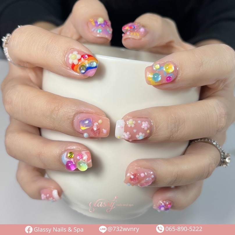 Glassy Nails & Spa ร้านทำเล็บเชียงรายหลังรพ.โอเวอร์บุ้ค