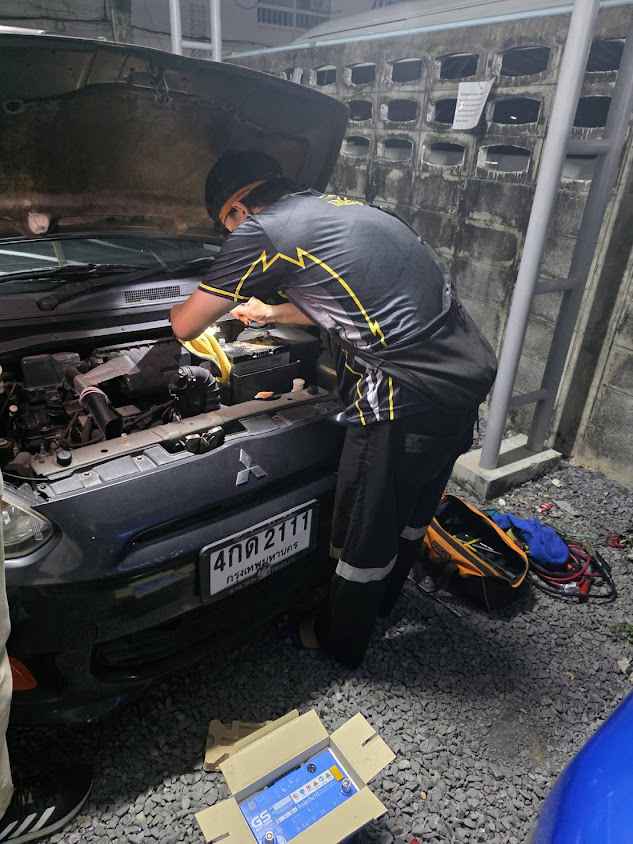 Godangbatterydelivery24hr:เปลี่ยนแบตเตอรี่รถยนต์นอกสถานที่ - 2