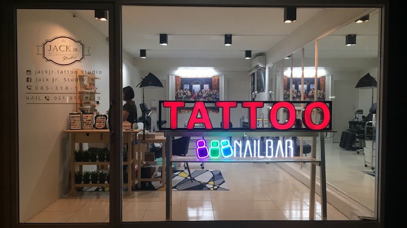 Groove Tattoo and Nail