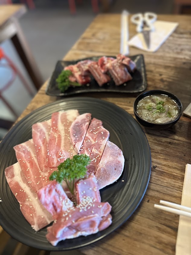 Hachi Grill Bar, Ruamchoke - 3