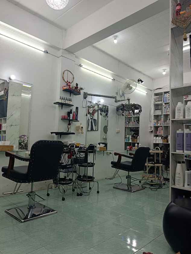 Hairbar แฮร์บาร์ ตัดผม ออกแบบทรงผมชายหญิง - 4