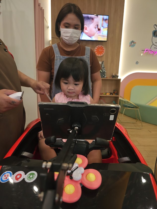 Happy Unicorn - Kids Salon and Playroom - 2