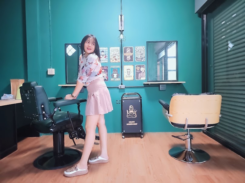 HEADSHOT BARBER SHOP