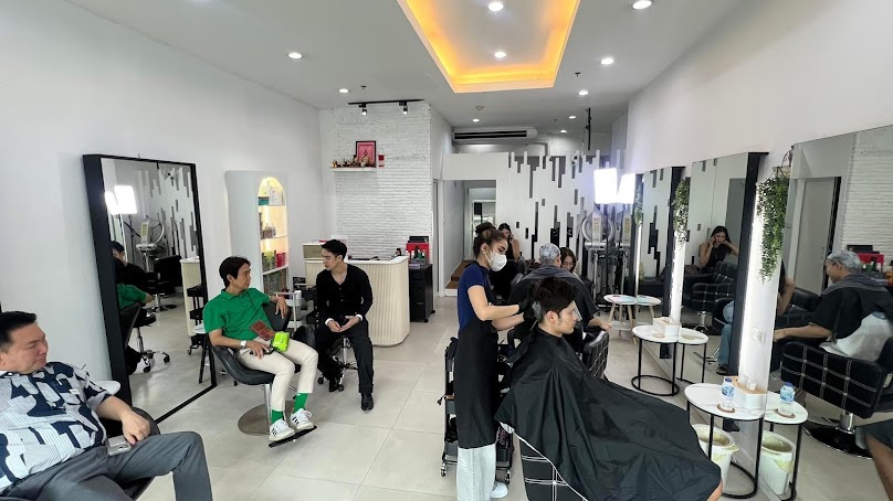 Hello salon Bangkok - 4