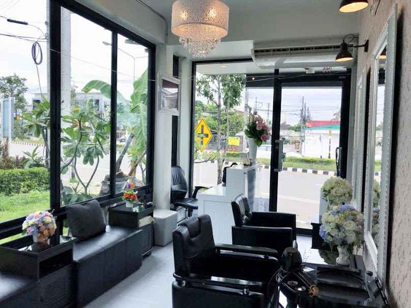 HOUSE OF HAIR - 4