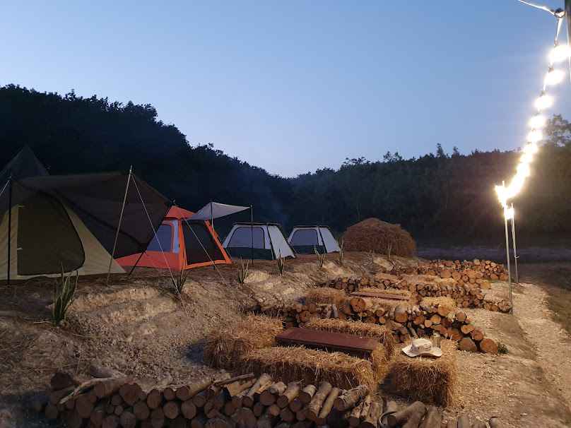 HUG MAO CAMP - 1
