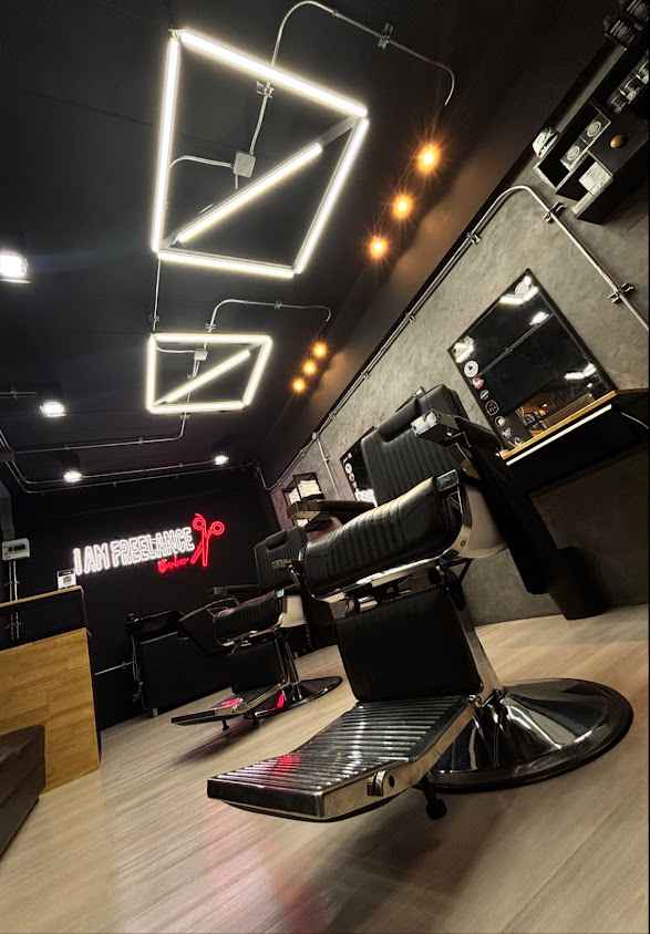 I am Freelance Barber