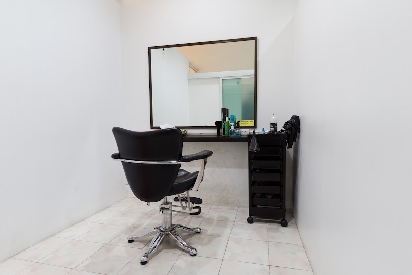 Infinity Salon - 3