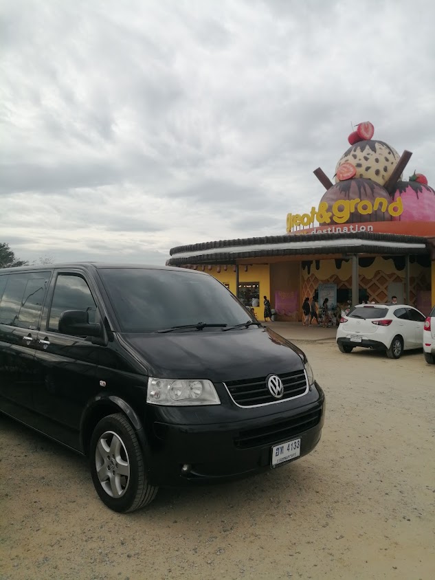 J​-Sky​ Limo​ service @303 - 2