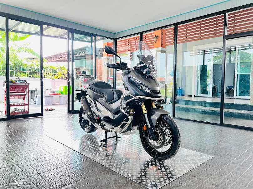 J2 biker shop - 4