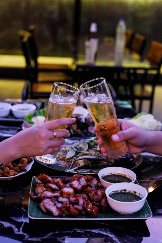Jade Bar and Restaurant ร้านอาหาร เจด บาร์ - 3