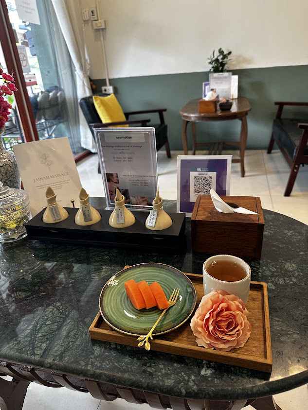 Jainam massage ใจน้ำมาสสาจ Santitham Chiang Mai - 2