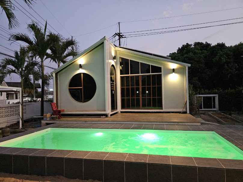 JJ pool Lampang รับสร้างสระว่ายน้ำไฟเบอร์กลาส