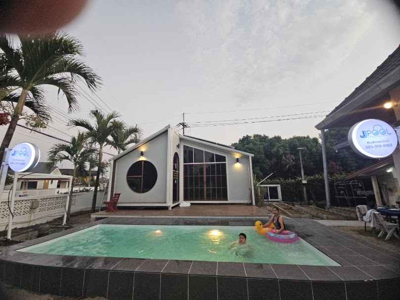 JJ pool Lampang รับสร้างสระว่ายน้ำไฟเบอร์กลาส - 2