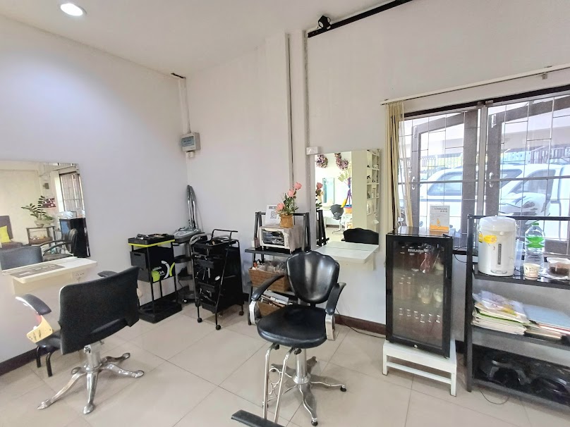 Joy Hair Salon - 4
