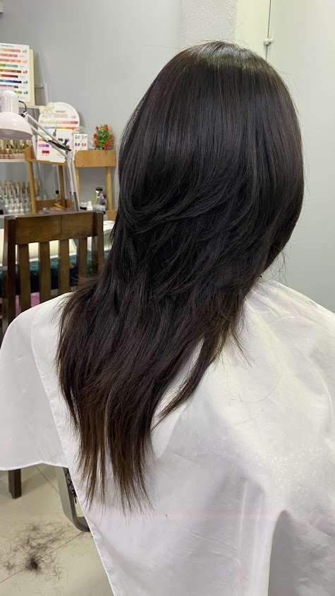 JUNNIE SALON