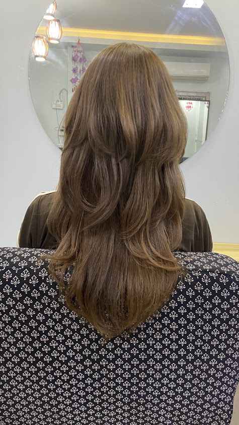 JUNNIE SALON - 2