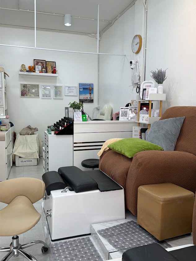 Ju's Nail Profressional Nail salon - 2