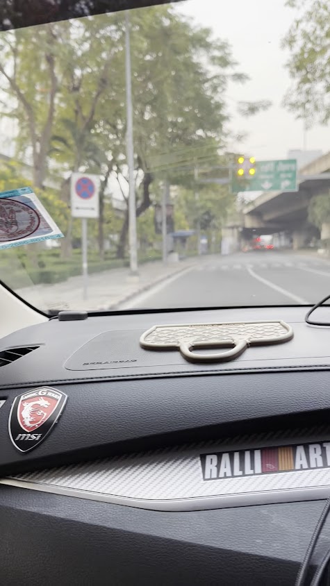 K Car Rental : รถเช่าพร้อมคนขับและ รถเช่าสำหรับองค์กร - 3