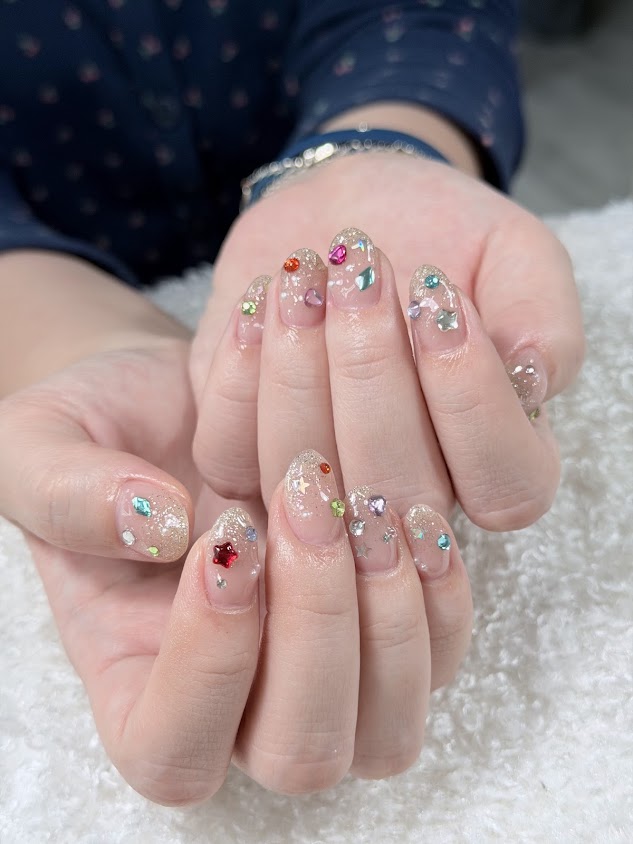 Khobkun nail
