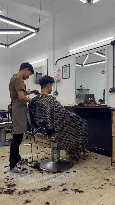 K_MAN (เค_แมน) barbershop ตัดผมชาย แฟชั่นวินเท็จ&modren - 4