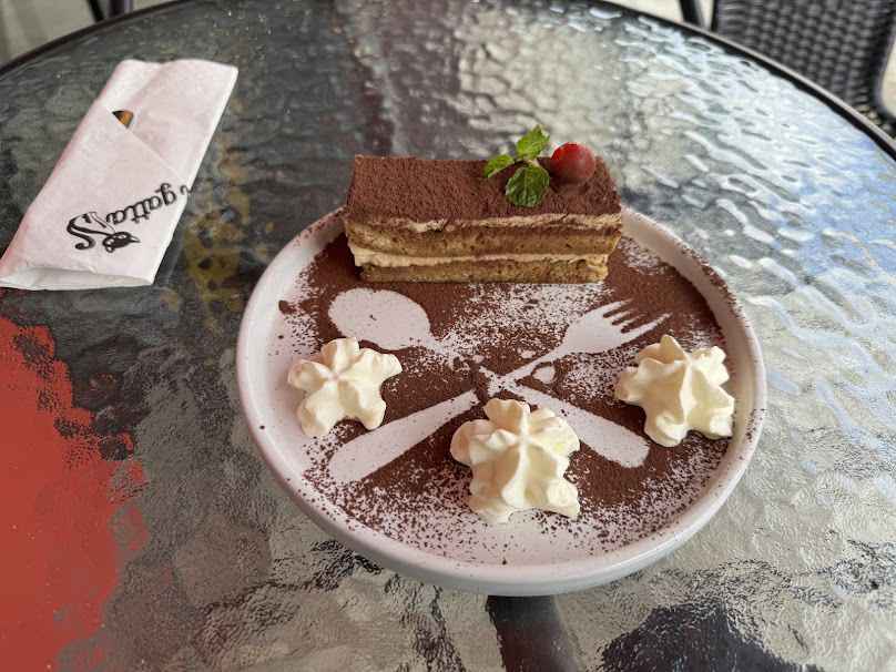 La Gatta Pizzeria & Wine Bar - 3