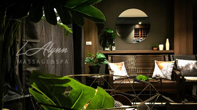Lalynn Massage and spa - 1