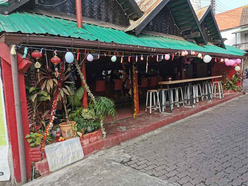 Lamyai Bar