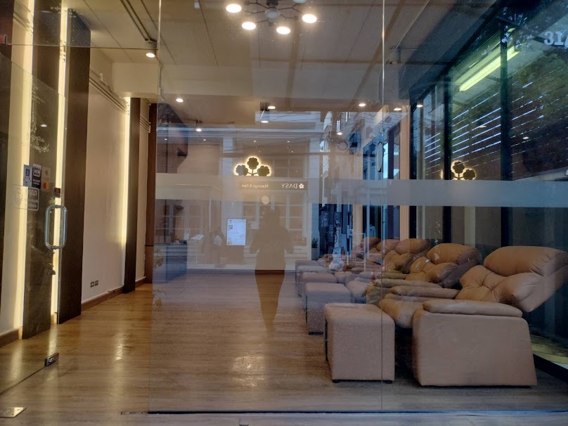 Lantana Spa & Traditional Thai Massage 3 - 4