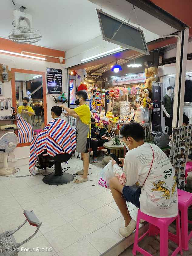 Let's Cutz ตัดผมชาย