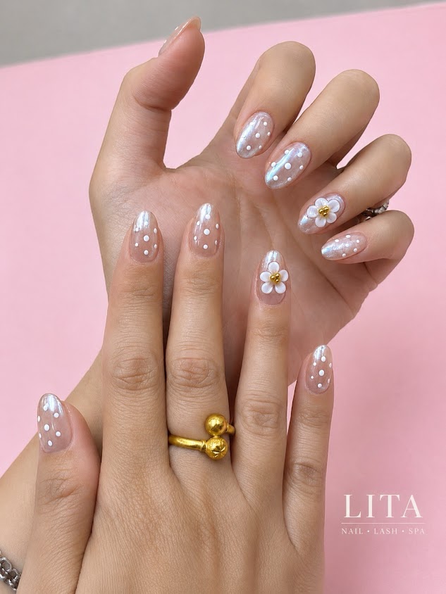 Lita Nail•Lash•Spa - 2