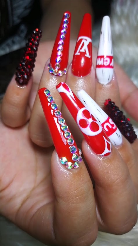 Little Nails ร้านทำเล็บ สอนทำเล็บนครปฐม - 3
