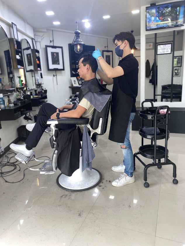 LONDON Barber ตัดผมชาย อุดรธานี - 4