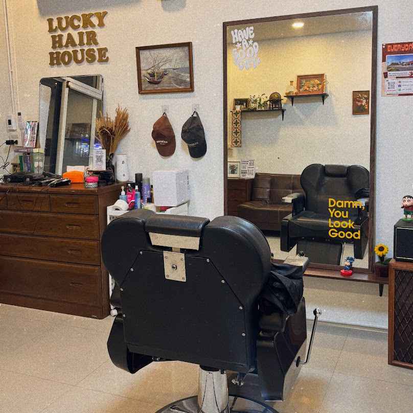 LUCKY HAIR HOUSE