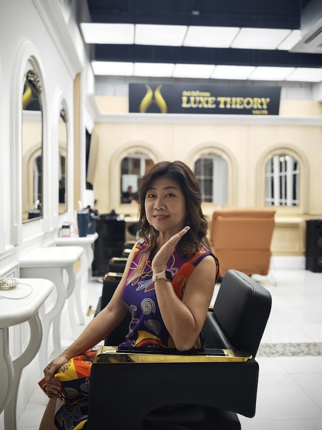 LUXE THEORY SALON - 2