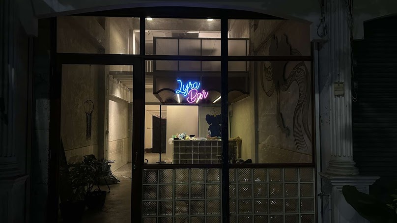 Lyra bar ดาดฟ้า มีเบียร์