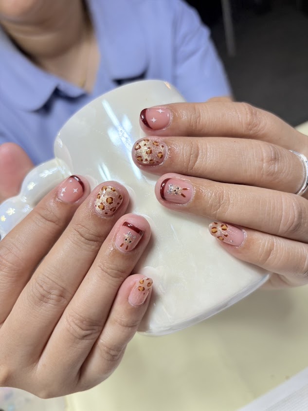 Make a nails (ร้านเล็บหน้าวัดป่างิ้ว)