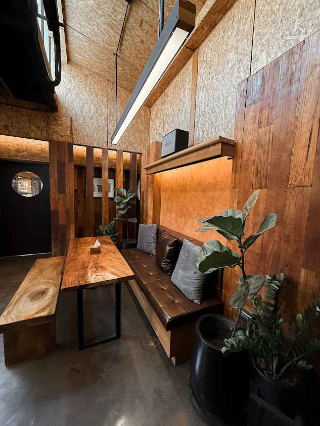 MASS MODEL COFFEE & BAR - 3