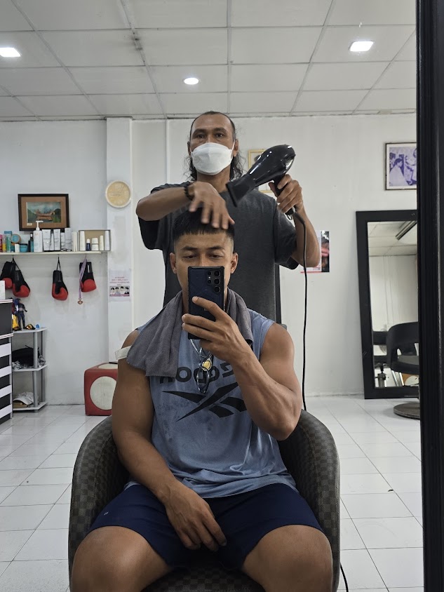 Me Club Hair Studio - 2
