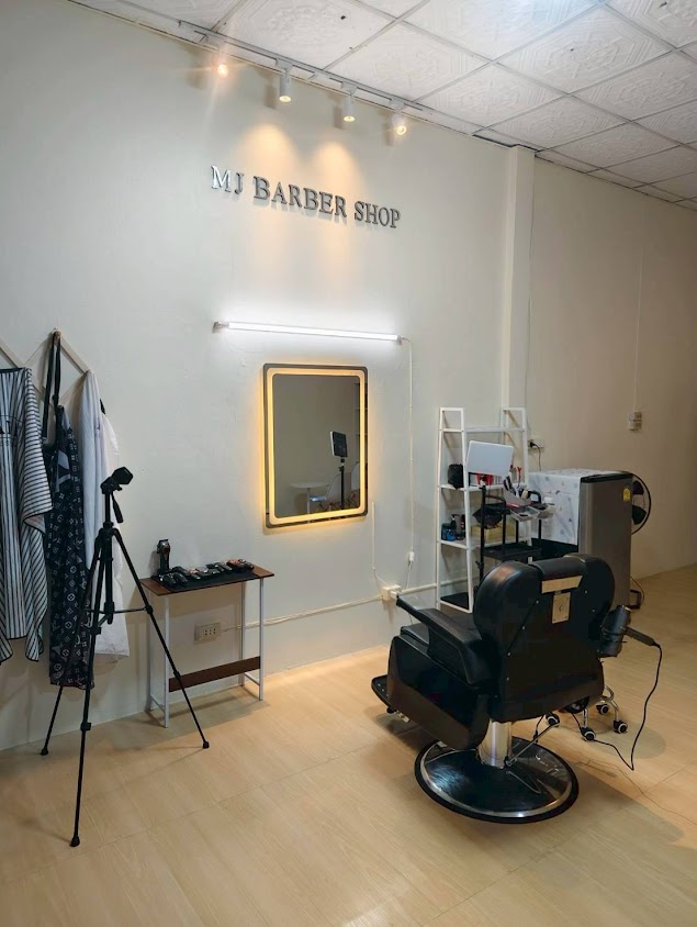 MJ BARBER SHOP