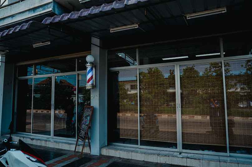 MOJO Barbershop - 2