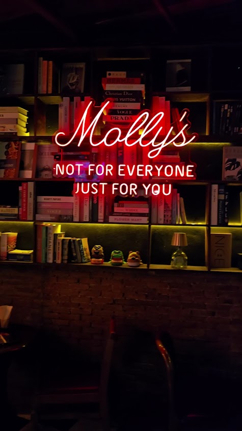 Molly's Rooftop Bar & Café น่าน - 3