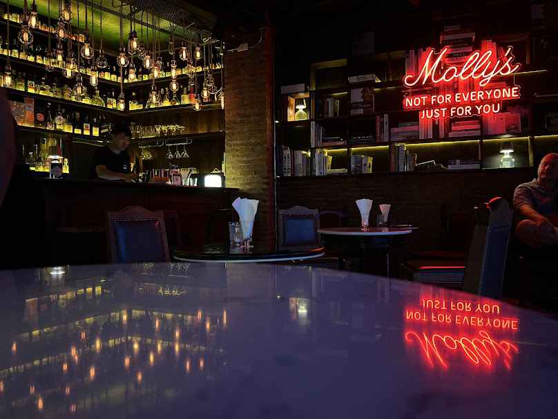 Molly's Rooftop Bar & Café น่าน - 4