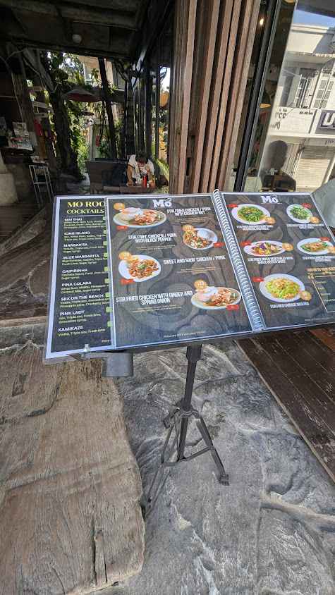 MOROOMS Restaurant & Bar - 2