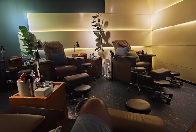 Nail City - 4