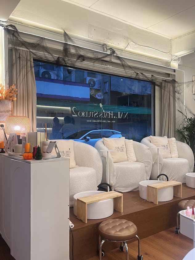 Nail.Haus Studio 2 สาขาสาทร ร้านทำเล็บ สปา ต่อขนตา แวกซ์