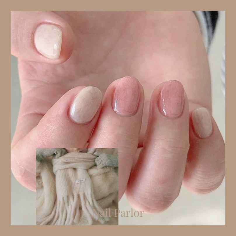 Nail Parlor