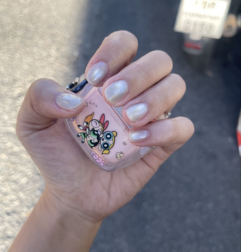 Nifty nails - 4