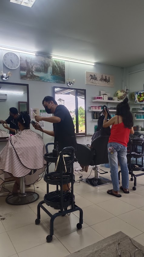 Nisa hair and nail